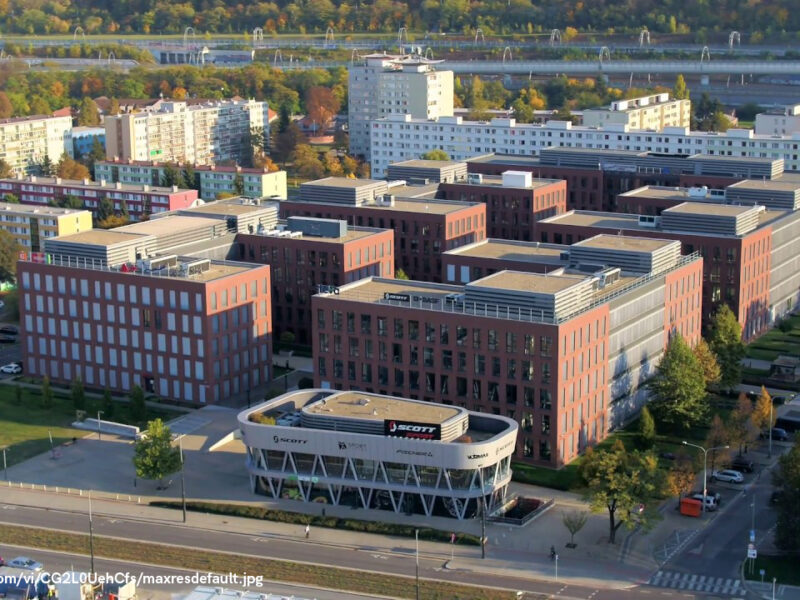 Futurama Business Park