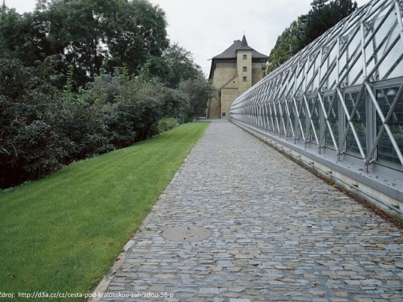 Cesta pod Královskou zahradou